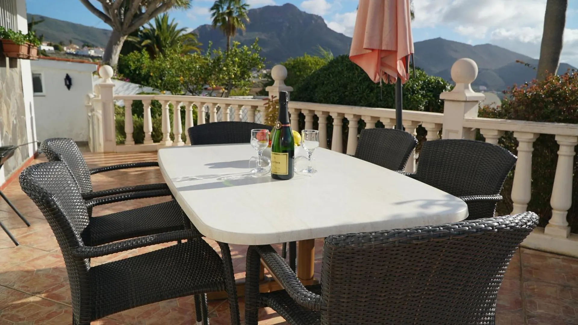 Detached Villa, Private Pool Only 10 Minutes Los Cristianos Valle de San Lorenzo 0*,  Ισπανία