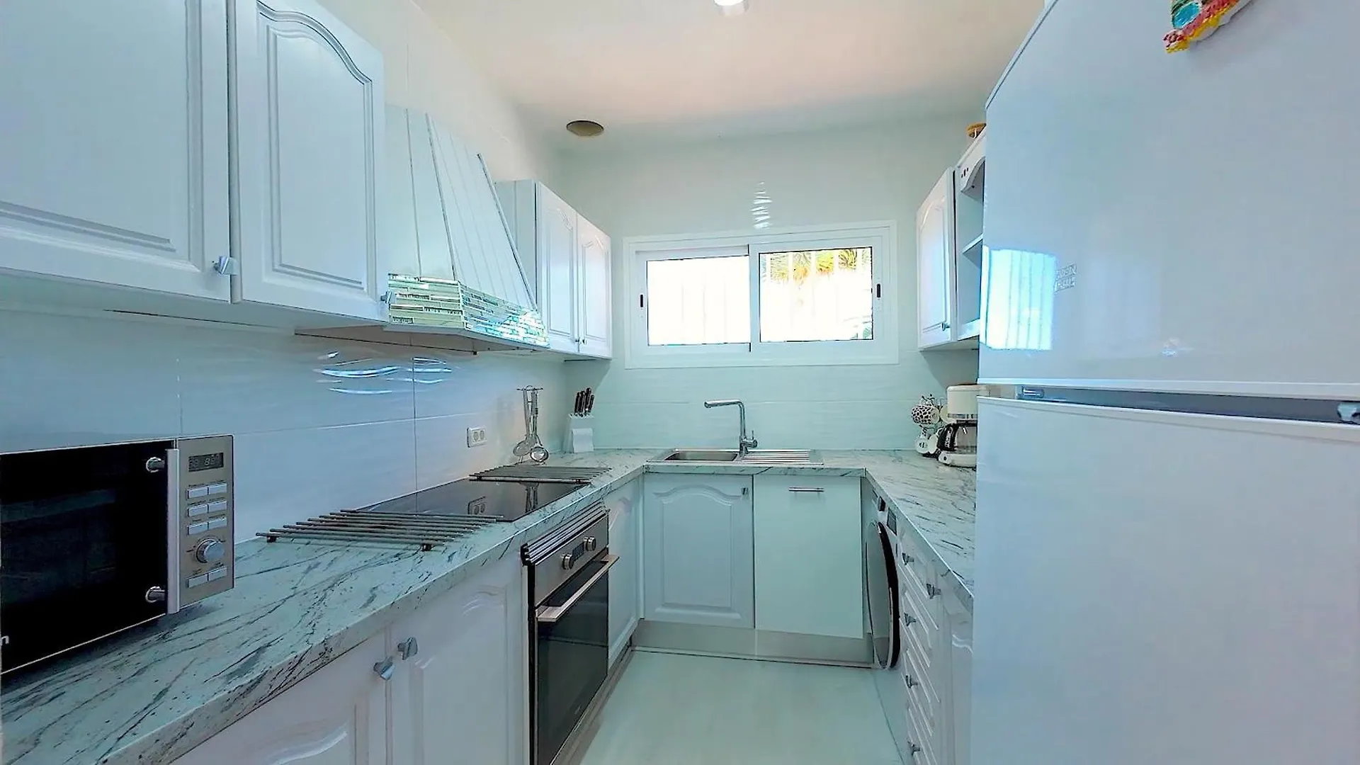 Βίλα Detached Villa, Private Pool Only 10 Minutes Los Cristianos Valle de San Lorenzo