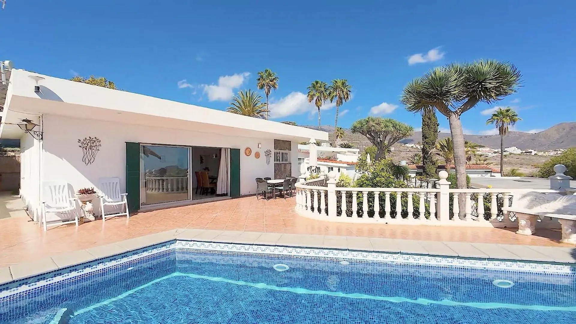 Villa Detached Villa, Private Pool Only 10 Minutes Los Cristianos Valle de San Lorenzo Spain